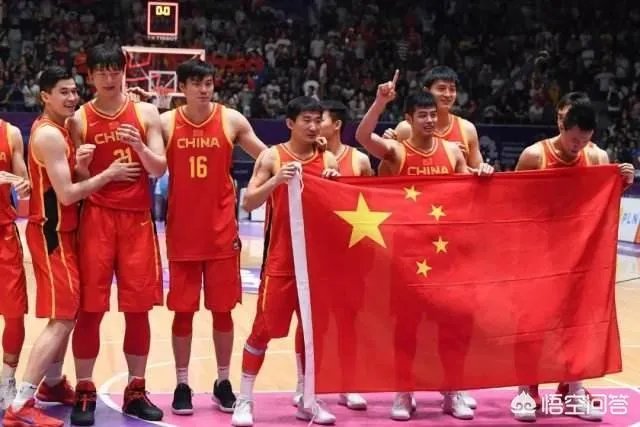 作为前八一队球员,中国男篮主教练的李楠是什么级别?工资待遇如何?