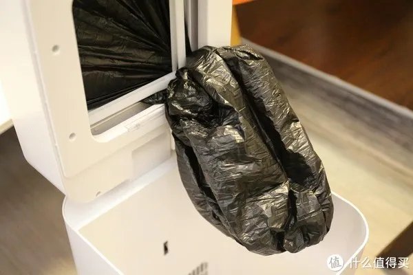 智能垃圾桶真的那么好用吗?第一次用感觉被种草了!