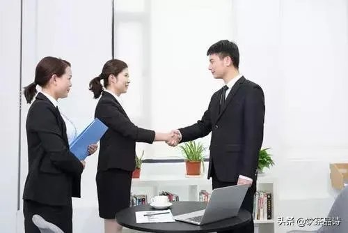 千辛万苦考上的公务员,为什么辞职的人却这么多?