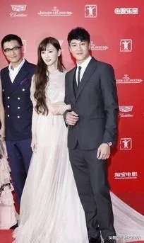 为什么黄灿灿会出名?