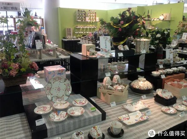 礼品茶具如何选?一篇到位,教你如何选购适合的茶杯!