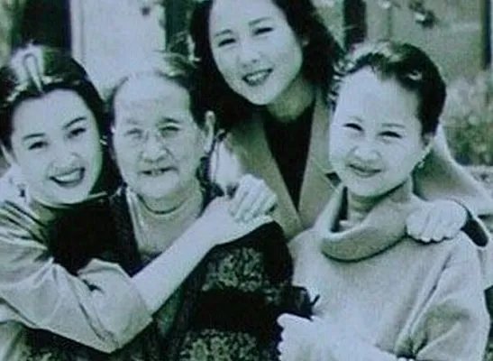 许晴家豪宅图片曝光 显赫家世揭秘太吓人