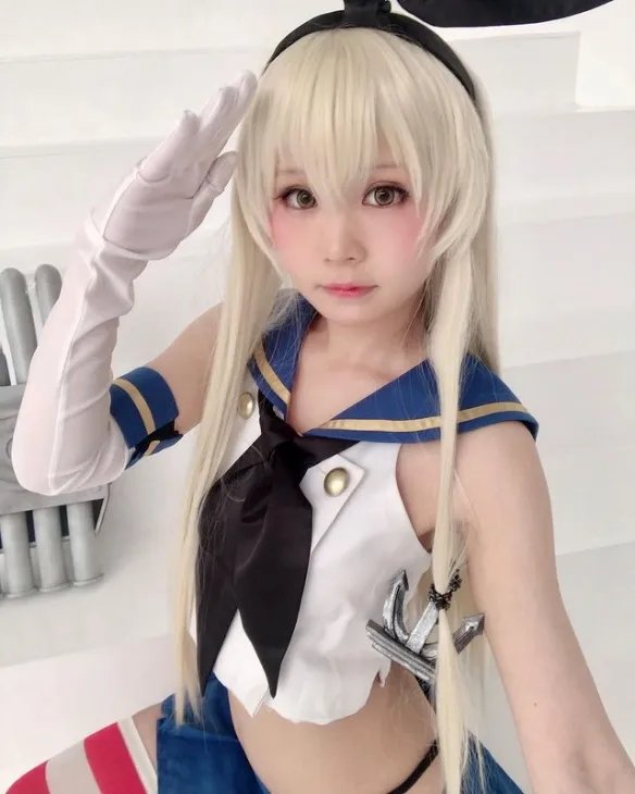 身材小巧的合法萝莉！11区嫩妹Coserふんたお美图赏