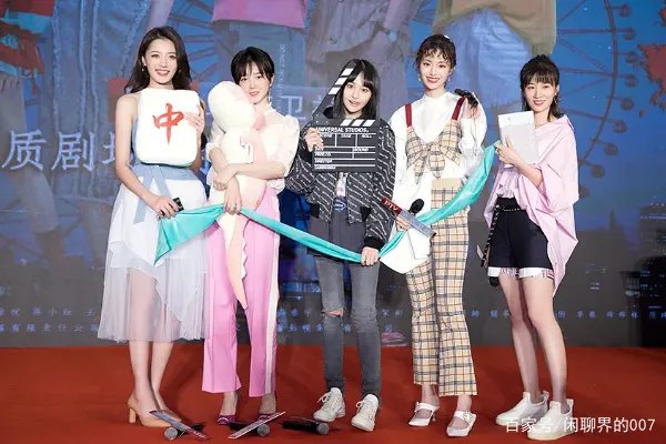 28岁郑爽再次出演青春剧女主角,颜值与演技遇重大挑战,你喜欢她吗?