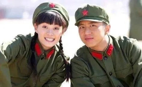 邓超晒孙俪做的布里修,如何评价这一对明星夫妻?