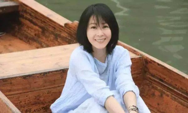 刘若英父亲去世,是否有透漏去世的原因?
