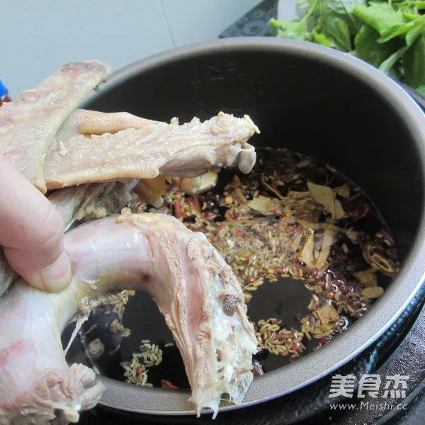 哪里可以加盟或学到卤鹅技术?