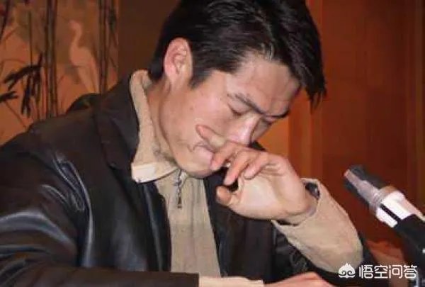 为什么说宿茂臻是被迫退役？