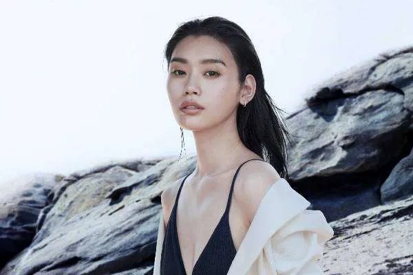何猷君妈妈原本很不喜欢奚梦瑶,现在为什么又同意他们结婚?