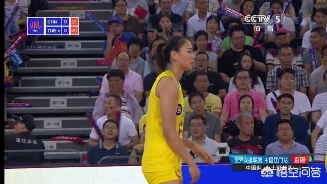 这次世联赛上中国女排大胜土耳其,自己万万没有想到中国女排老队员与某些新队员竞技状态变得越来越强了,这是怎么回事?