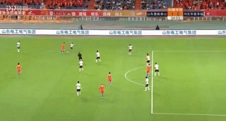 中超18轮，山东鲁能对华夏幸福，郑铮在89分钟拖延时间被出示黄牌，是不是故意洗牌？