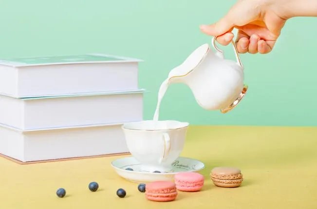 收到秋天的第一杯奶茶怎么发朋友圈 秋天的第一杯奶茶朋友圈文案