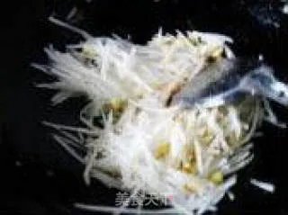 萝卜丝烧带鱼