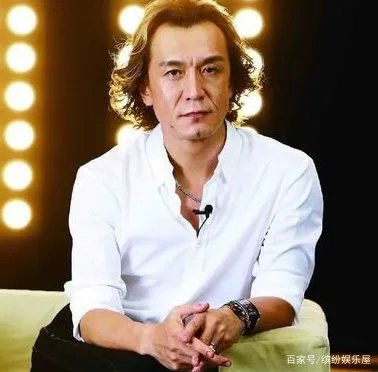 李咏逝世33天后,哈文更新微博只发了一个字,所有人都哭了,她说了什么?