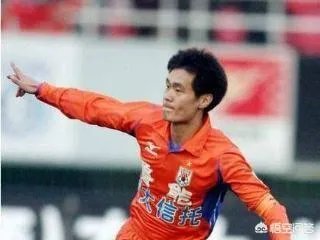 为什么说宿茂臻是被迫退役？