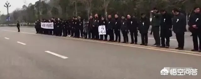 1月20日四川威远县消防战士吴俊寰救火时牺牲,如何看待和平时期的消防兵?