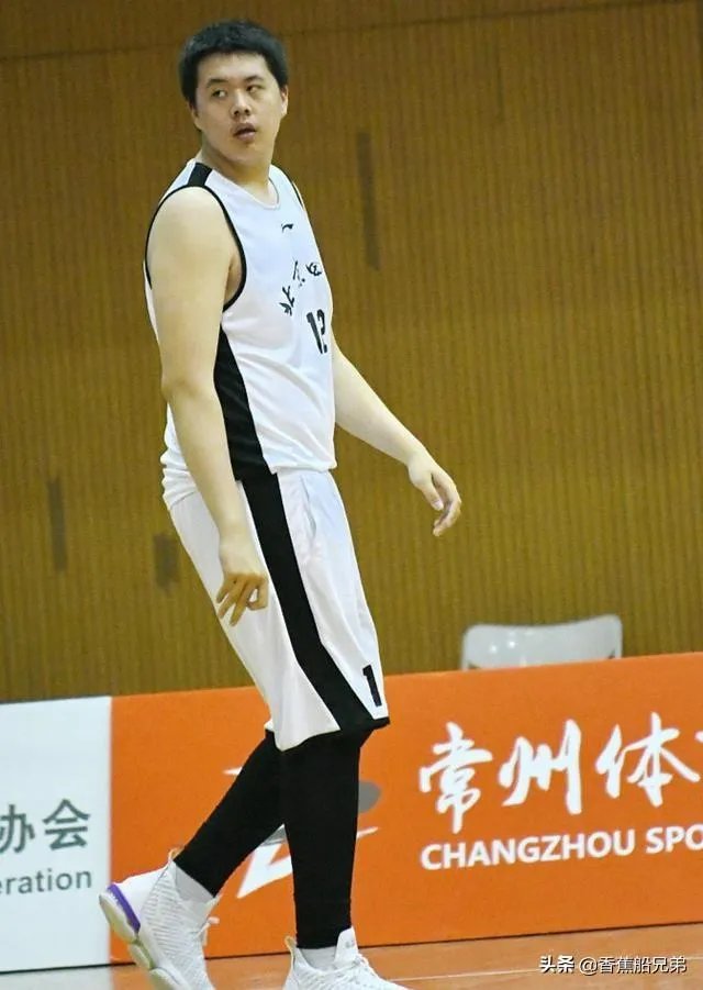 李楠、王治郅、巩晓彬的儿子都入选了国青男篮,巴特尔的儿子呢?