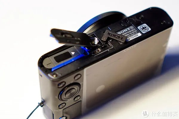 卡片or微单?Sony 索尼 RX100 一代开箱与 NEX-5T 简单对比