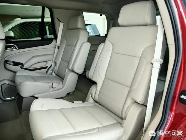 什么车既能轻度越野又能当房车？