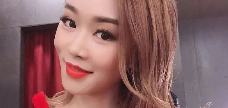 最惨港姐未婚产女,现又身怀二胎,她是怎么被毁成这样的?