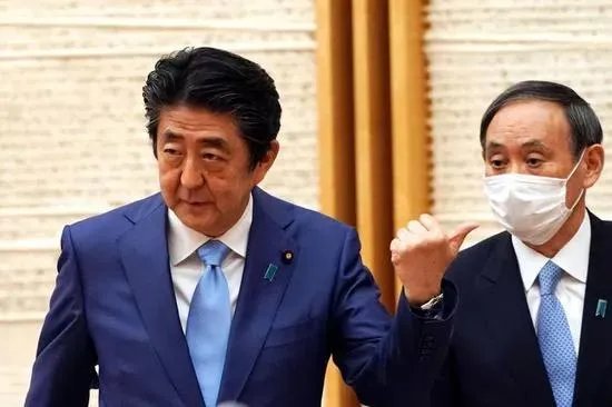 菅义伟将辞职!为什么日本的首相都干不长?而安倍却能长期执政?