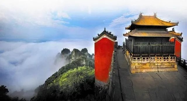 历史上的武当山金顶究竟是什么做的?有什么来历?