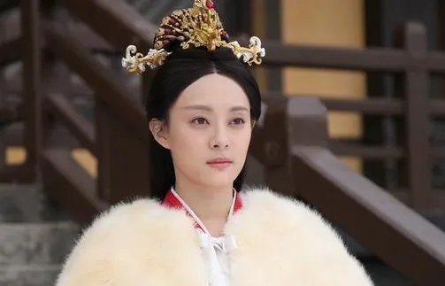 芈月是秦始皇的奶奶吗?