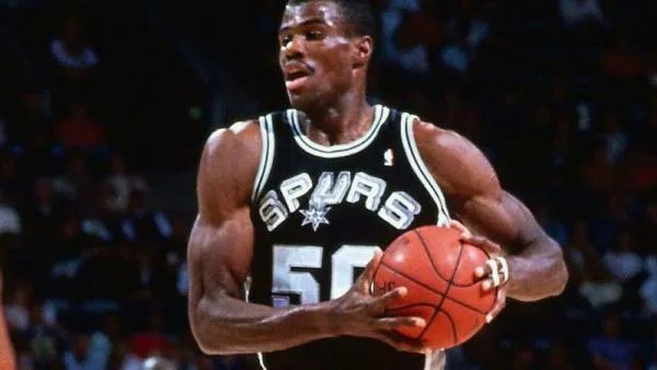 NBA球员皮蓬选秀顺位仅第五顺位，那他前面的4人成就如何？
