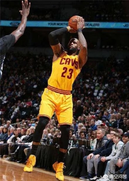 NBA,詹姆斯的三分真的比科比投的准,为何没人相信呢?