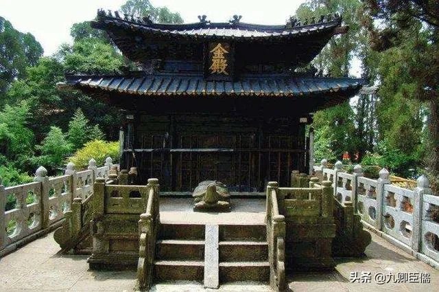 历史上的武当山金顶究竟是什么做的?有什么来历?