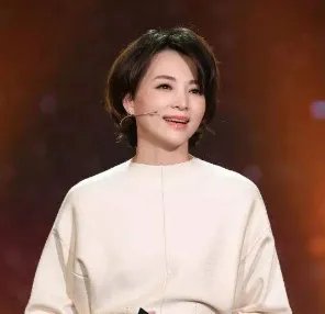 曾经的“央视一姐”董卿，连续多年没有上春晚，原因是什么呢？
