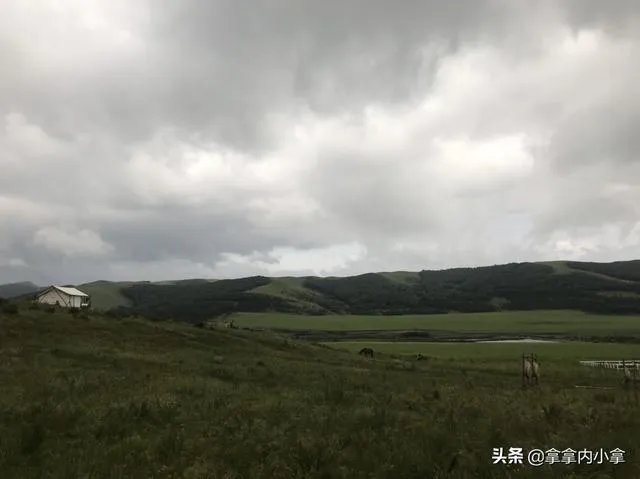 八月初去草原天路穿什么衣服?