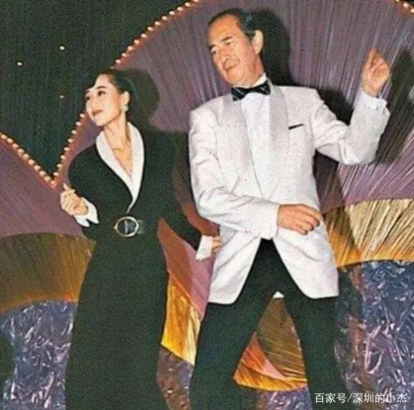 利智为何不做赌王五太?“吊”了李连杰10年才肯嫁,背后有什么秘密?