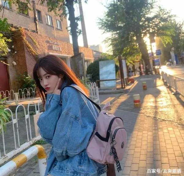 李汶翰否认恋情后续,前女友王梓薇发文内涵,出道八年仍是玩咖,为什么?