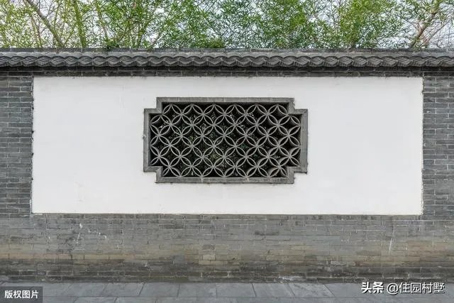 院子外墙用实墙好还是做护栏好?