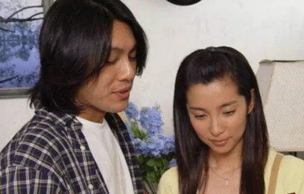 47岁的李冰冰与小16岁的男友许文楠近况如何?