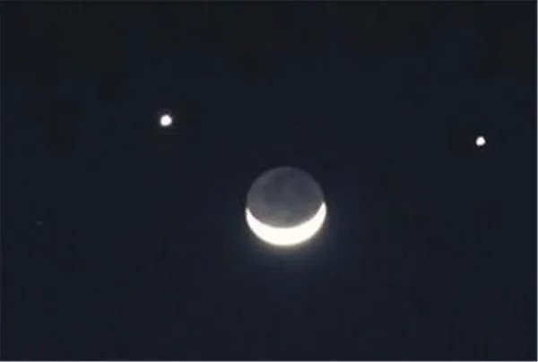 双星伴月连续两晚出现是怎么回事
