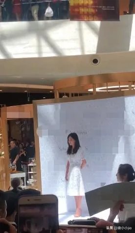 宋慧乔离婚在出现后,大家为什么都说她变得非常憔悴而且眼袋较宽,是怎么回事呢?