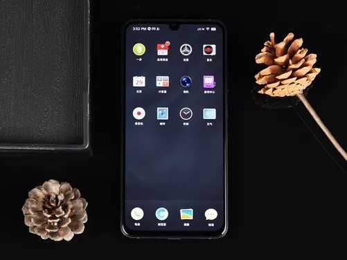 坚果Pro 3全面评测 从新出发的个性化旗舰担当