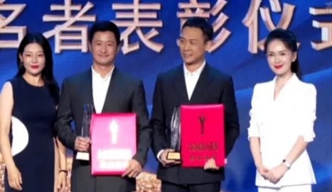 张译获最佳男主角,问:打败吴京拿到影帝开心吗?高智商回答太赞,咋说的?