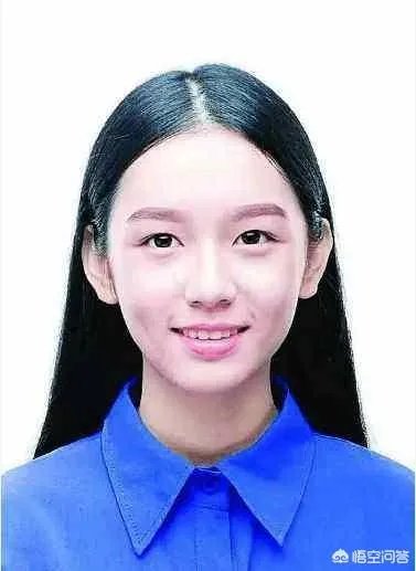 和董洁相比，新版冷清秋北影校花的颜值你觉得怎么样？