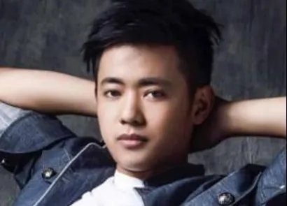 《新世界》十七到底是什么人 饰演十七的人是谁