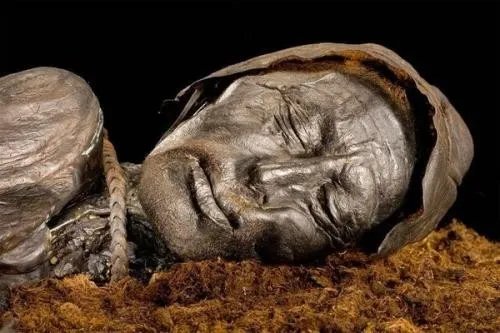 香河老人不腐之谜，为何在往生多年之后尸身不腐败？