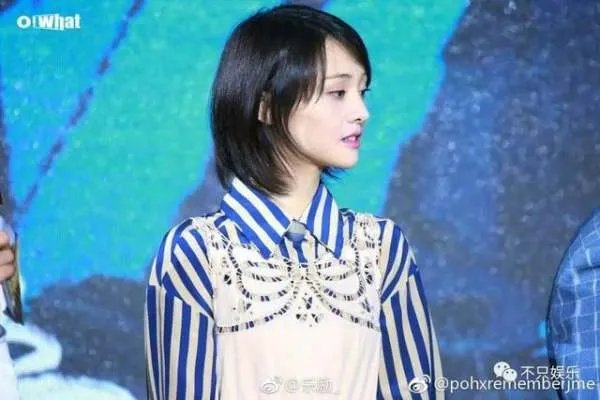 郑爽的嘴巴怎么了?郑爽嘴角边为什么有非常明显的伤疤