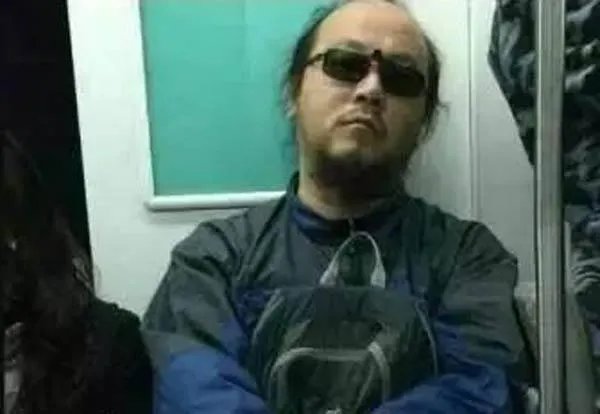 如何看待窦唯主动发布新歌消息？