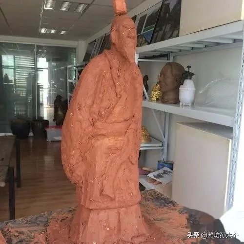 自己做雕塑
