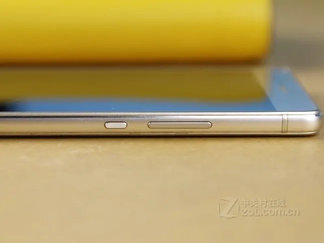 华为 HUAWEI G9青春版 3G+16GB 移动联通外观稳重 国美南部壹方手机专营店仅售908元 (有返券)