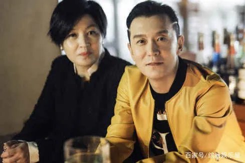 李咏逝世33天后,哈文更新微博只发了一个字,所有人都哭了,她说了什么?