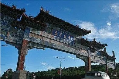 孟子和荀子的政治思想的当代意义