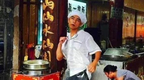 出名后自己开店娶女粉丝,拉面哥田波现在如何了?